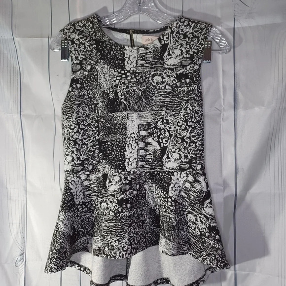 Philosophy black and white multi pattern sleeveless top - Picture 1 of 11